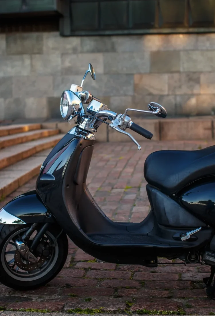 retro-moto-scooter-street-urban-style